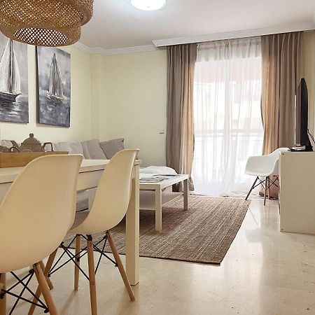 Apartamento Primera Linea Estepona By Isa Hoteles Bagian luar foto