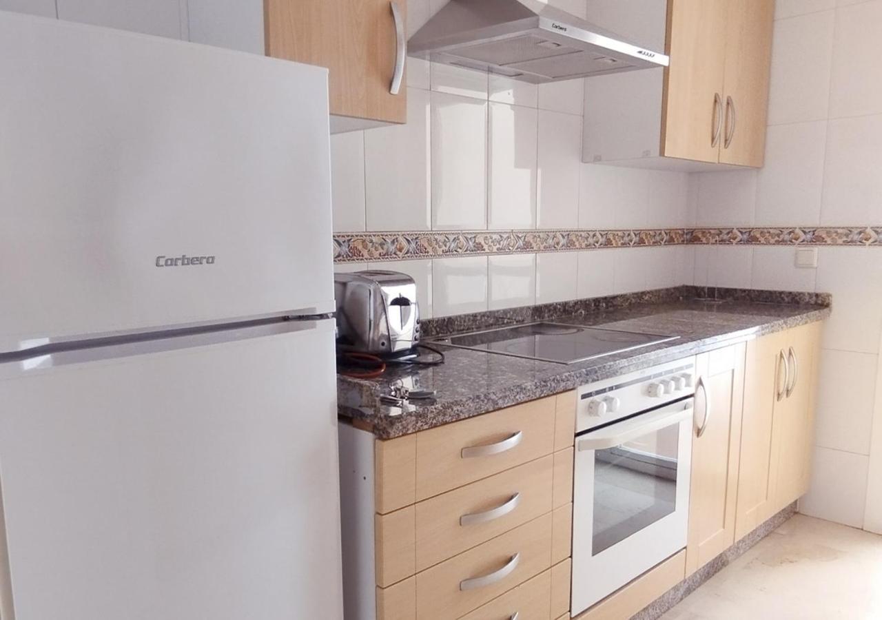 Apartamento Primera Linea Estepona By Isa Hoteles Bagian luar foto